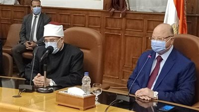 محافظ القاهرة: الدعاة وائمة المساجد هم خير سفراء لنشر الدين المعتدل الصحيح