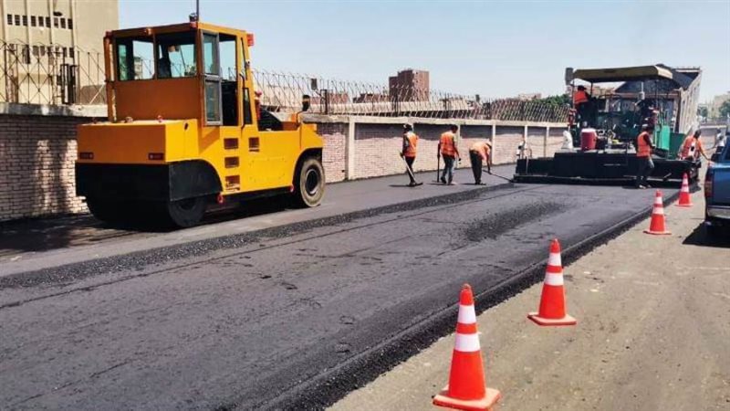 أعمال رصف طريق ابو