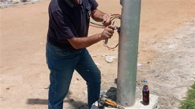 رئيس حي ثالث.. واستجابة سريعة لحل أزمة الإنارة بمنطقة الفروسية