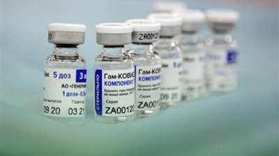 السفير الأفغاني في موسكو: مستعدون لقبول اللقاح الروسي ضد 