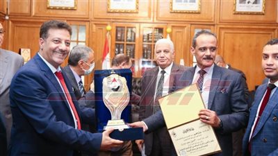 نقابة المحامين تكرم أعضاء اللجنة القضائية المشرفة على انتخابات الفرعيات