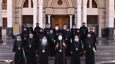 على مدار يومين.. البابا تواضروس يستقبل كهنة دشنا