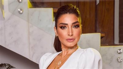 شاهد | روجينا تتلقى الجرعة الأولى من لقاح كورونا