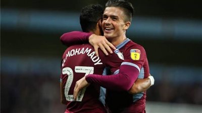 نجم المنتخب الإنجليزي يودع أحمد المحمدي عقب رحيله عن أستون فيلا