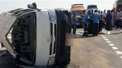 إصابة ٨ أشخاص في انقلاب سيارة بالإسماعيلية
