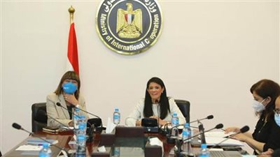 (التعاون الدولي) و(الأمم المتحدة) تستعرضان المشروعات التنموية المنفذة 