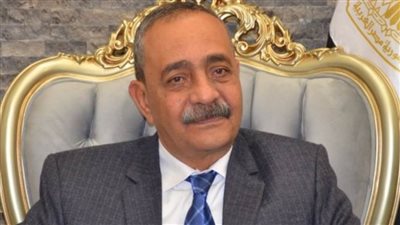 رئيس حي ثالث الإسماعيلية يشدد بسرعة استخراج شهادة المتغيرات