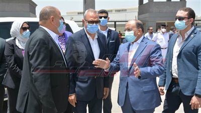 وزير التنمية المحلية ومحافظ القليوبية يتفقدان أعمال التطوير بالمنطقة الاستثمارية ببنها