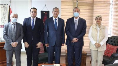 اللوح: استمرار القيادة الفلسطينية في نهج المسار السياسي 