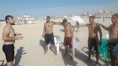 دورة تدريبية للشباب على الإنقاذ بالشواطئ العامة في مطروح