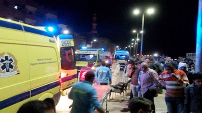 مصرع عامل وإصابة 11 آخرين إثر انقلاب سيارة بالشرقية