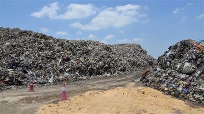 محافظ الإسماعيلية يتفقد مصنع تدوير القمامة بطريق الإسماعيلية – السويس 