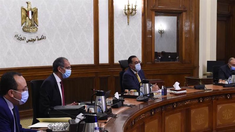 رئيس الوزراء يلتقي