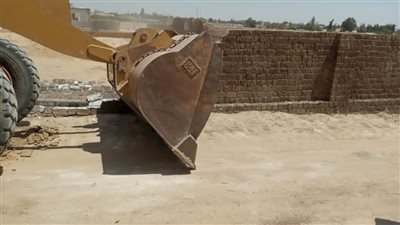 إزالة التعديات على ٣ آلاف متر فى حملة بالبحيرة