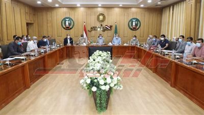 ”المنوفية“ تناقش الموقف التنفيذي لمشروعات ”حياة كريمة“