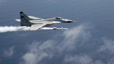 مقاتلة روسية تعترض طائرة استطلاع أمريكية في منطقة بحر بارنتس