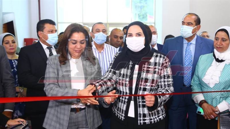 افتتاح المعرض