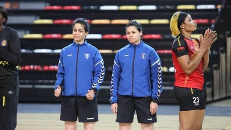 ياسمينا وهايدي خلال