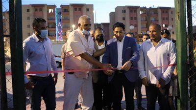 الوكيل يفتتح الملاعب المفتوحة بمدينة أكتوبر الجديدة