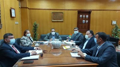 لجنة قيادات جامعة بنها تستقبل المتقدمين للوظائف الإشرافية