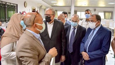 افتتاح مركز الاختبارات الإلكترونية بطب بني سويف