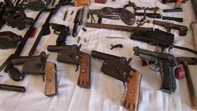 القبض على عاطلين اتخذا شقة لإدارة ورشة لتصنيع السلاح بالخصوص