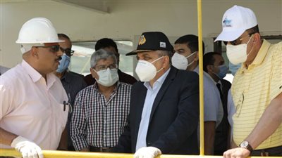 الفريق أسامة ربيع يكشف تفاصيل أعمال التكريك بالبحيرات المرة