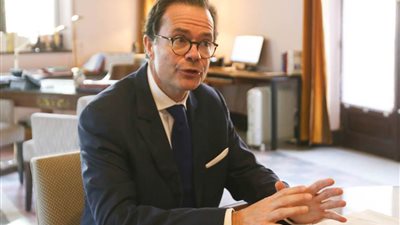 سفير فرنسا بالقاهرة يشيد بالعلاقات بين بلاده ومصر على الصعيد الاقتصادي