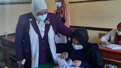 طلاب الدبلومات الفنية يؤدون الامتحانات العملية والمعملية للدورالأول للعام الدراسي