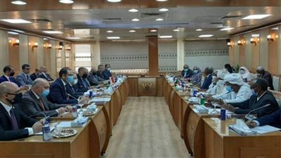 وزيرا الخارجية والموارد المائية يعقدان مباحثات موسعة مع نظيريهما السودانيين بالخرطوم