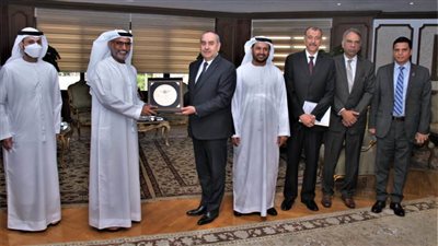 وزير الطيران المدني يلتقى سفير دولة الإمارات ومدير هيئة الطيران المدني الإماراتي