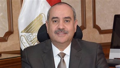 وزير الطيران يبحث مع سفير الإمارات التعاون في مجال النقل الجوي