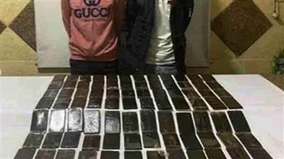 ضبط 100 طربة لمخدر الحشيش بحوزة عنصريين إجراميين بالبحيرة