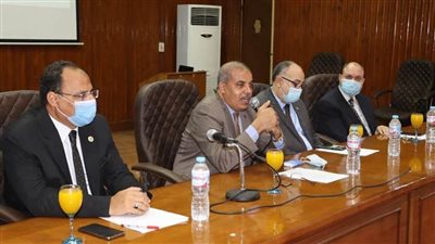 معيد بكلية التربية جامعة الأزهر يفوز بالمركز الأول في الملتقى الدولي السادس لفن الخط العربي