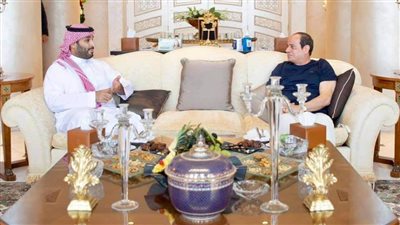 الرئيس السيسي يلتقي ولي العهد السعودي في شرم الشيخ