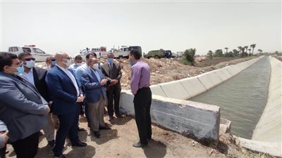 وزيرالتنمية المحلية: تبطين 238.9  كيلو متر ترع بـ453 مليون جنيه