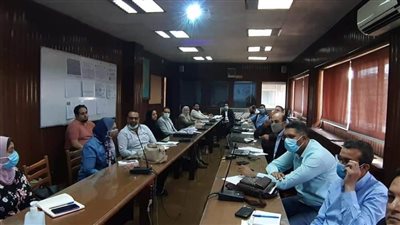 الزراعة والفاو يوزعان شهادات التدريب على أخصائي المتابعة والتقييم بقطاعات الوزارة