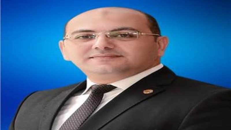 احمد العطيفي