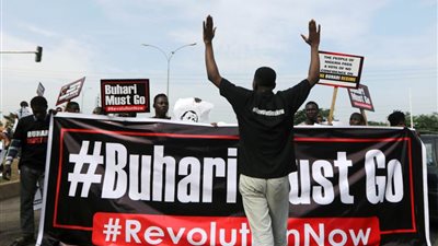 الشرطة النيجيرية تطلق الغاز المسيل للدموع لتفريق احتجاجات على غياب الأمن