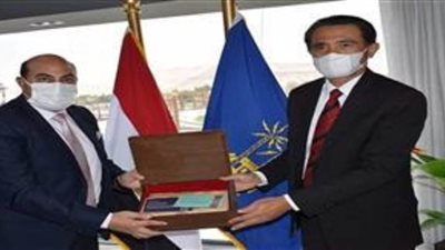 محافظ أسوان يبحث مع السفير الإندونيسي أوجه التعاون المختلفة