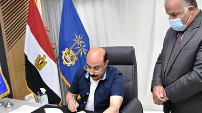 محافظ أسوان يعتمد نتيجة الشهادة الإعدادية بنسبة نجاح 80.3 %