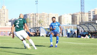 فتحي ووادي يقودان هجوم سموحة وبيراميدز في الدوري 