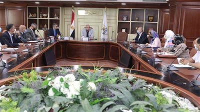 مستجدات أعمال البنية التحتيتة بالمناطق الصناعية ببنى سويف 