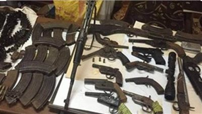 أجهزة الأمن تضبط 185 قطعة سلاح ناري و201 قضية مخدرات خلال يوم واحد