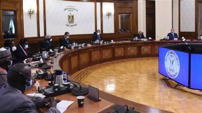 مدبولي يلتقي وفد منظمة المدن والحكومات المحلية الأفريقية 