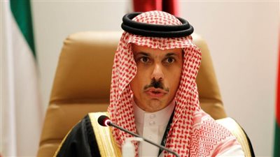 وزير الخارجية السعودي يلتقي وزير الخارجية والدفاع الأيرلندي