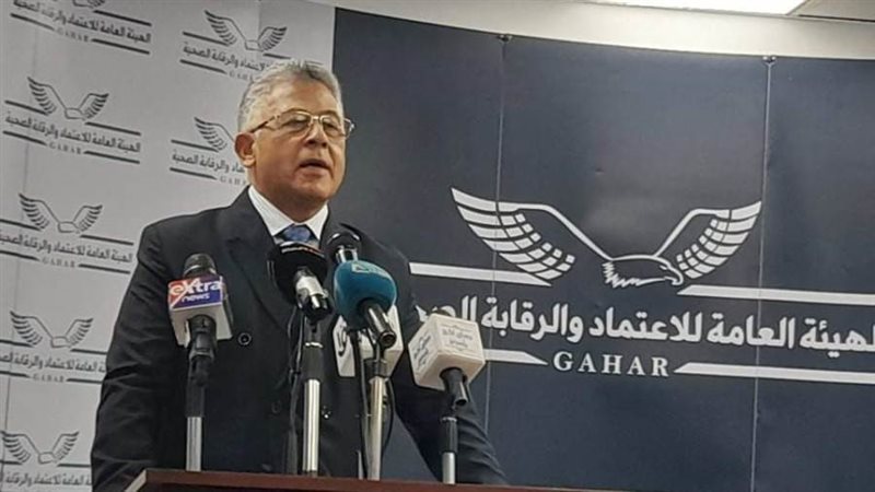 أشرف اسماعيل