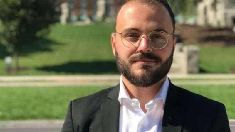 الفنان علي البشبيشي