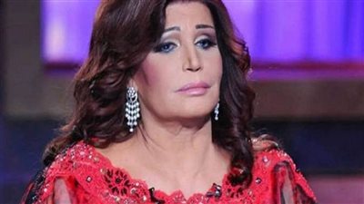 نجوى فؤاد تعتذر عن فيديو 