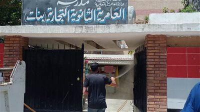 وكيل التربية والتعليم بالإسكندرية يتابع سير الامتحانات ويشدد على الإجراءت الاحترازية